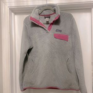 Patagonia pullover, size large
